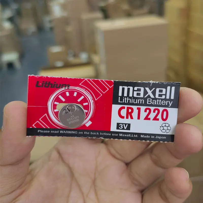 Maxell CR1220 3V Lithium Battery Coin Cell Button Type Watch Batteries/ CR1220 3V Battery - Gallery 1